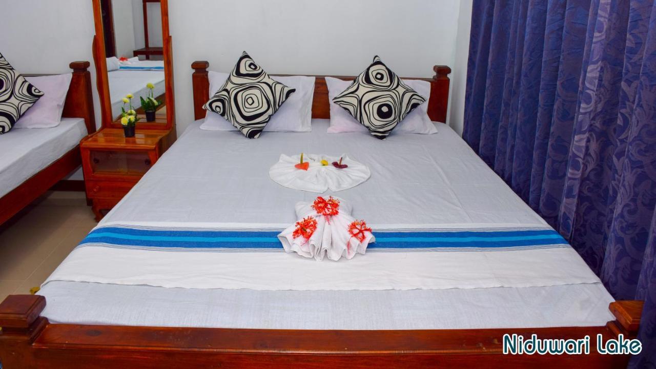 Niduwari Lake Homestay Dambulla Exterior photo
