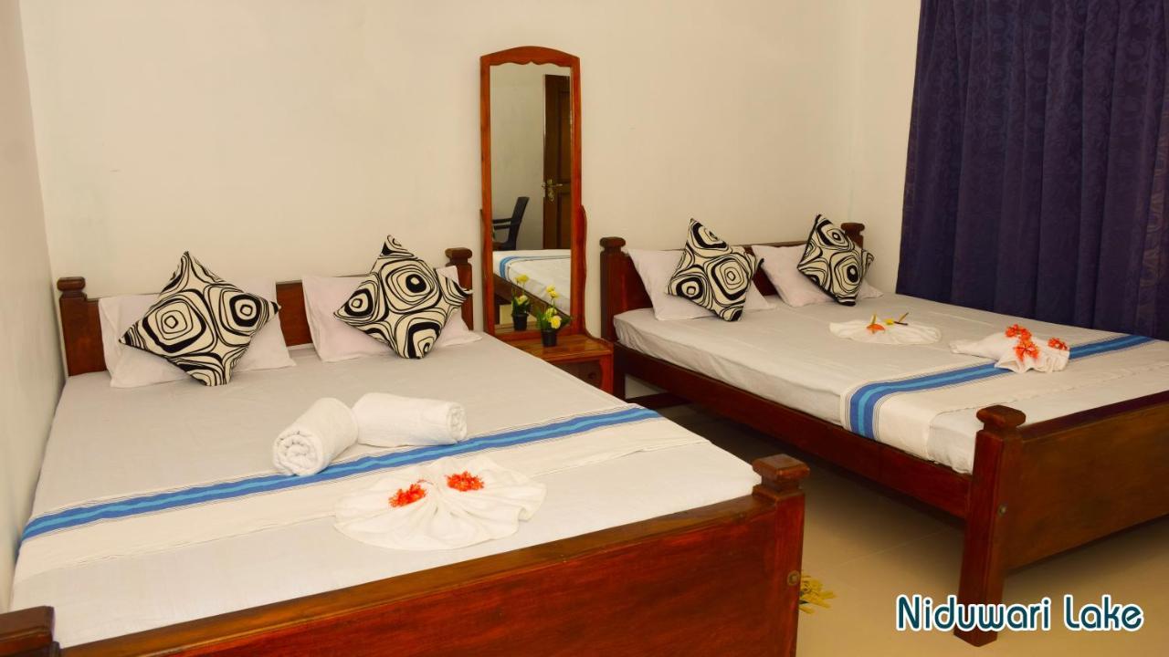 Niduwari Lake Homestay Dambulla Exterior photo